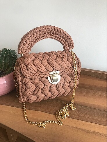 Pierre Cardin Fıstık model çanta