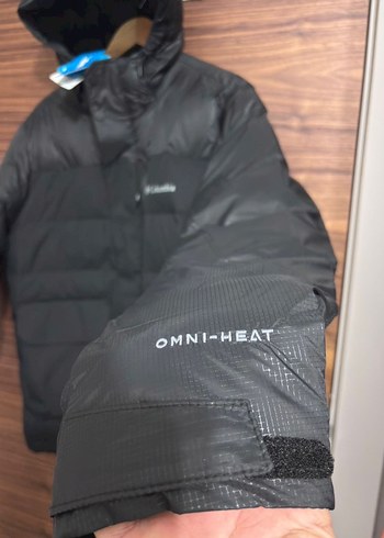 Columbia Siyah Kapüşonlu Erkek Mont - Görsel 3