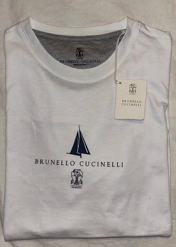 Brunello Cucinelli m