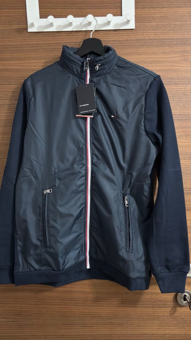 Tommy Hilfiger Spor Tarz Fermuarlı Mont - Görsel 3