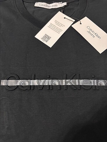 Calvin Klein Tshirt - Görsel 2
