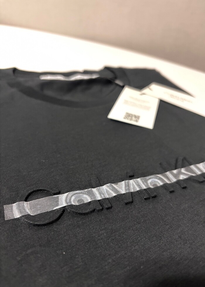 Calvin Klein Tshirt - Görsel 3