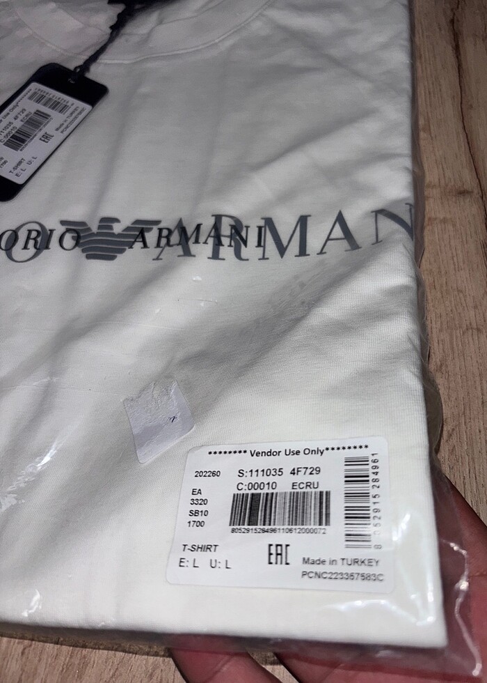 Emporio Armani Tshirt - Görsel 2