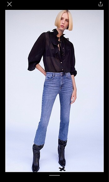 Mini flare jean