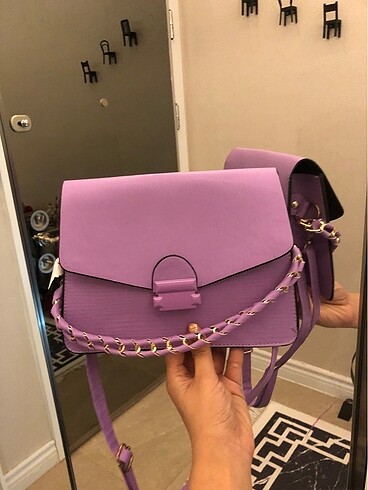 Lila çapraz askılı çanta