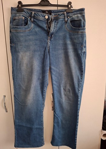 Kadın Mavi Bol Kesim Denim Pantolon