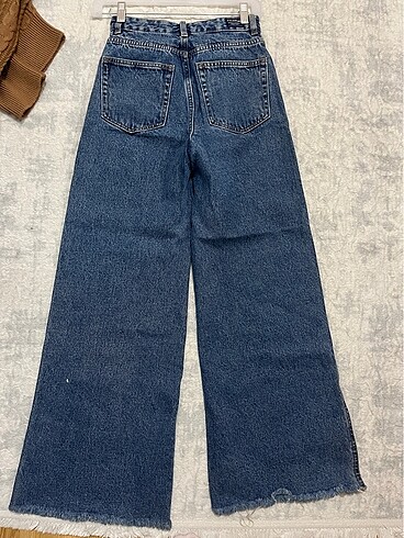 32 Beden mavi Renk Pull bear jean