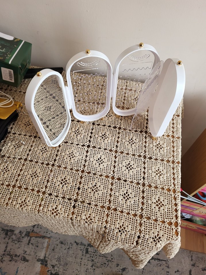 Beyaz Katlanabilir Makyaj Organizeri - Görsel 2