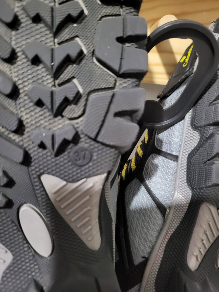 Sarı Gri Erkek Spor Su Ayakkabısı
colombia marka - Görsel 3