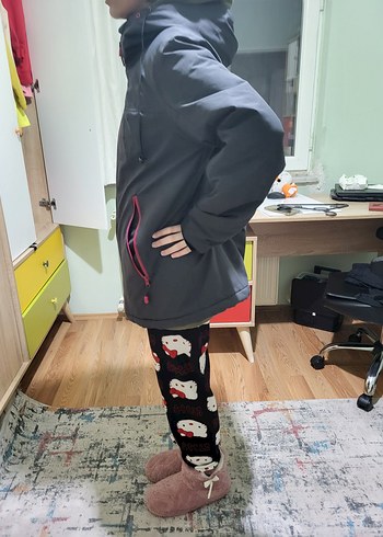 Kız Çocuk Siyah Fermuarlı Kışlık Mont 36 beden - Görsel 4