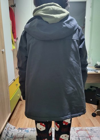 Kız Çocuk Siyah Fermuarlı Kışlık Mont 36 beden - Görsel 6