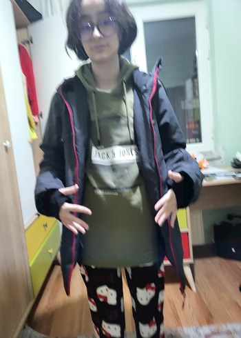 Kız Çocuk Siyah Fermuarlı Kışlık Mont 36 beden - Görsel 2