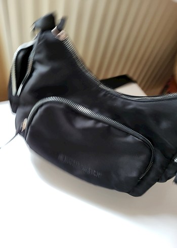 Siyah Kadın Fermuarlı Çapraz Çanta
lumberjack marka - Görsel 5