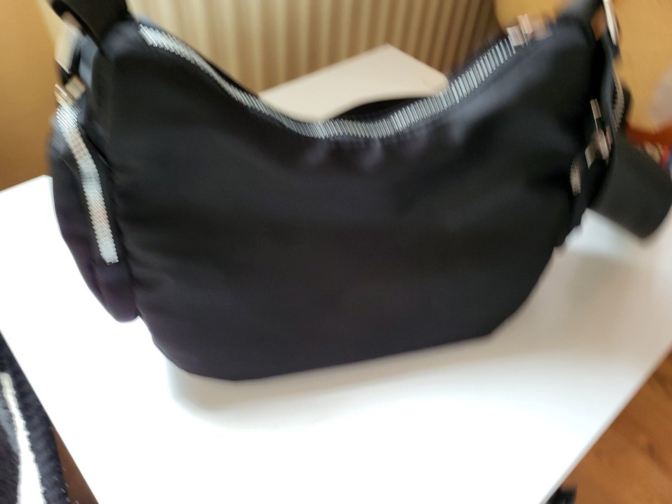 Siyah Kadın Fermuarlı Çapraz Çanta
lumberjack marka - Görsel 2