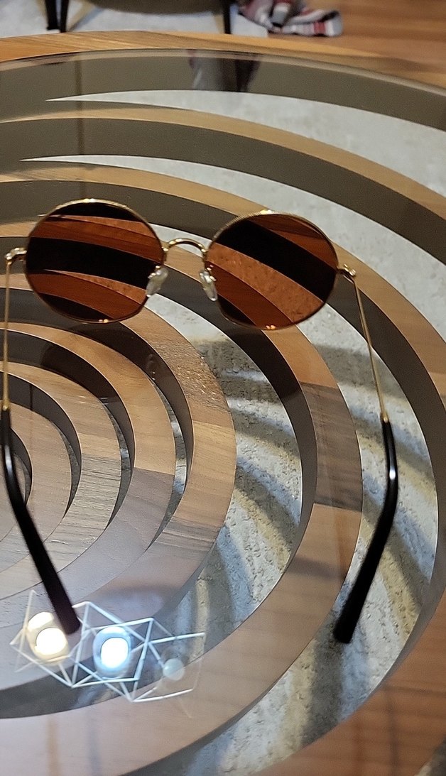 Kahverengi Parlak Tokalı Kadın Güneş Gözlüğü 
fila marka - Görsel 4