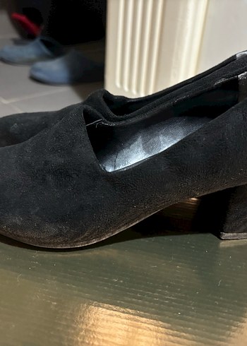 Siyah Süet Tokalı Topuklu Kadın Stiletto - Görsel 2