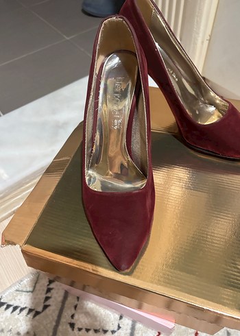 Bordo Süet Tokalı Stiletto - Görsel 3