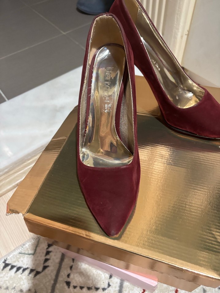 Bordo Süet Tokalı Stiletto - Görsel 3