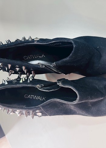 Sivri Topuklu Siyah Süet Punk Bot - Görsel 3