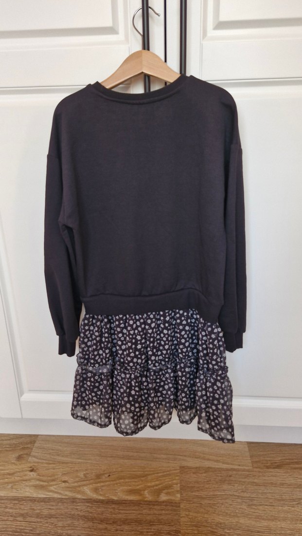 Kız Çocuk Siyah Baskılı Uzun Kollu Elbise - Görsel 4