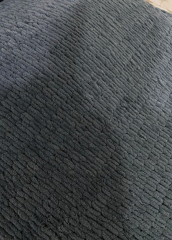 Gri Düz Desen Yatak Örtüsü - Görsel 2