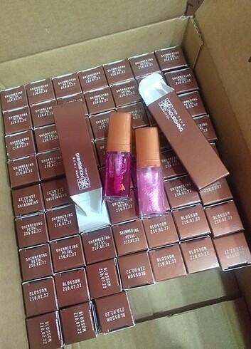 Avon dudak bakım yağı 2 adet