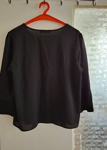 Kadın Siyah Piliseli Uzun Kollu Bluz - Görsel 3