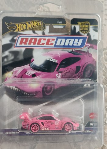  Hot Wheels premium ROXY Chase