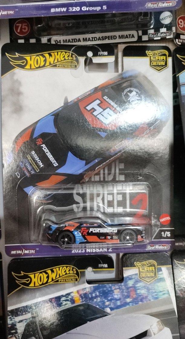 Hot Wheels 2023 Nissan Z Oyuncak Araba - Görsel 3