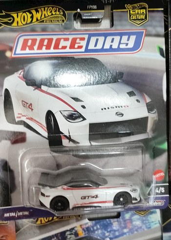 Beyaz Hot Wheels Yarış Arabası - Görsel 3