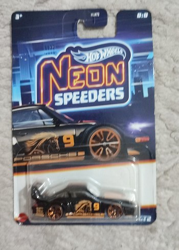 Beden Renk Siyah Hot Wheels Neon Speeders Oyuncak Araba