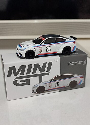 Mini gt M4 
