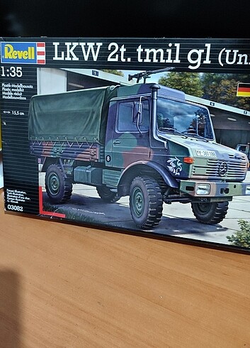 Revell Mercedes unimog 