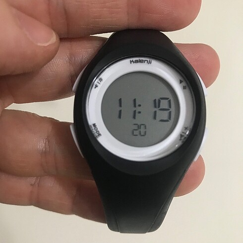 Decathlon Siyah saat