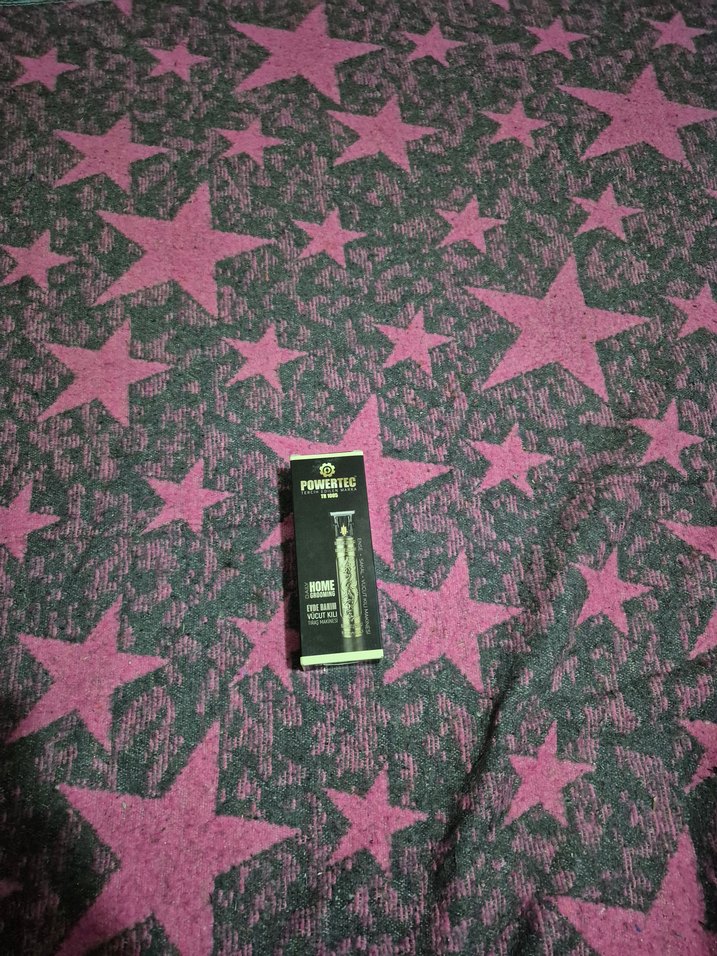 Altın Renkli Parlak Tıraş Makinesi. sıfır - Görsel 2