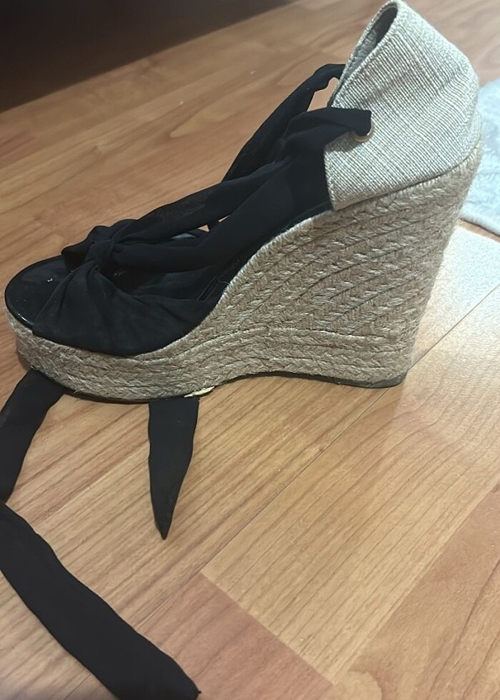 Dolgu topuklu ayakkabı  - Görsel 3