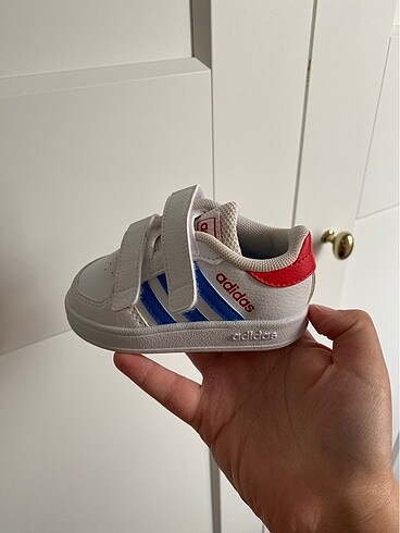 Adidas Çocuk Ayakkabısı