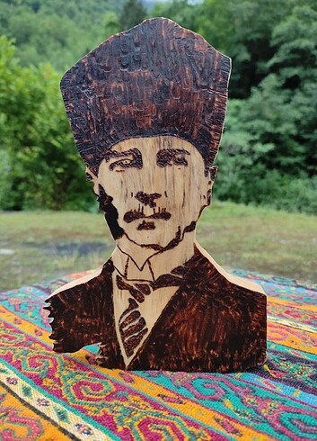Atatürk Portresi Ahşap 