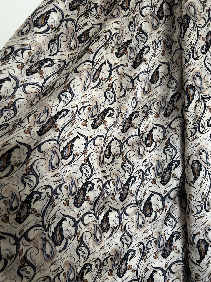 Bej Gri Desenli İpek dokunuşlu Kadın Şal - Görsel 2