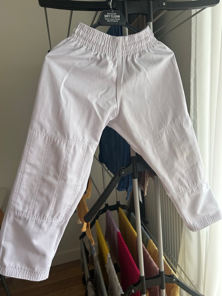 Beyaz aikido elbisesi çocuk Kimono kırmızı kuşak - Görsel 5