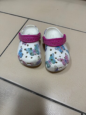 Crocs terlik