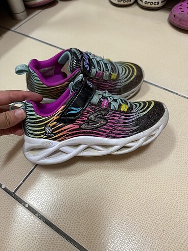Skechers