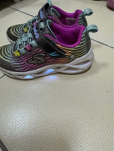 30 Beden Skechers