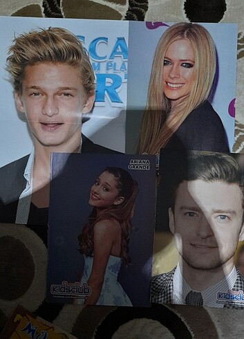  Beden Renk Miley Cyrus poster