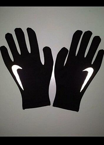 Nike reflektörlü eldiven 