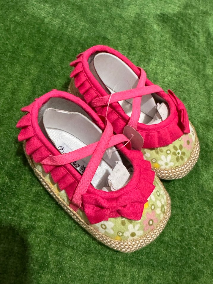 Kız Bebek Renkli Nakışlı Fırfırlı Ayakkabı - Görsel 2