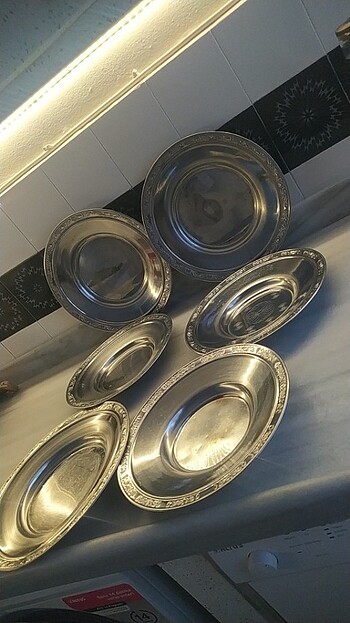 6 adet büyük boy çelik servis tabağı 