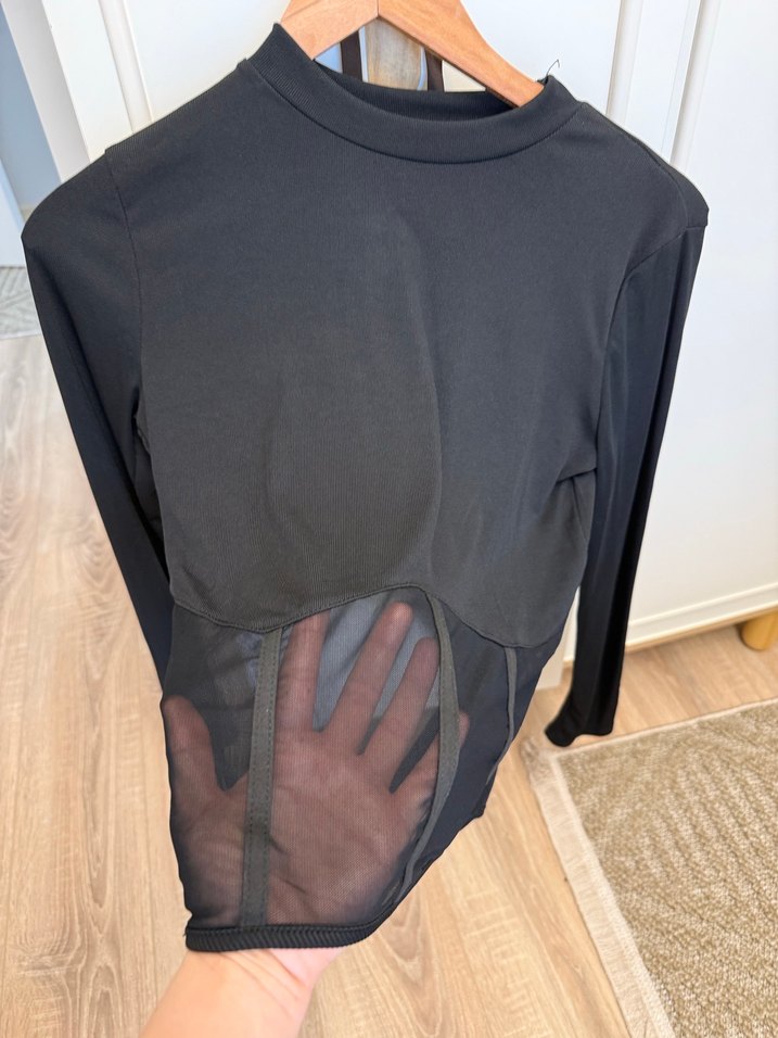 Siyah Uzun Kollu Dar Kesim Bluz - Görsel 2