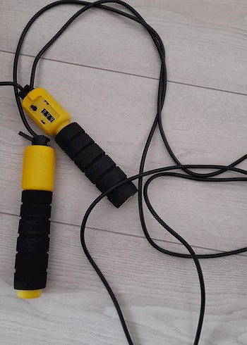 Sarı Renkli Sayıcılı Atlama İpi