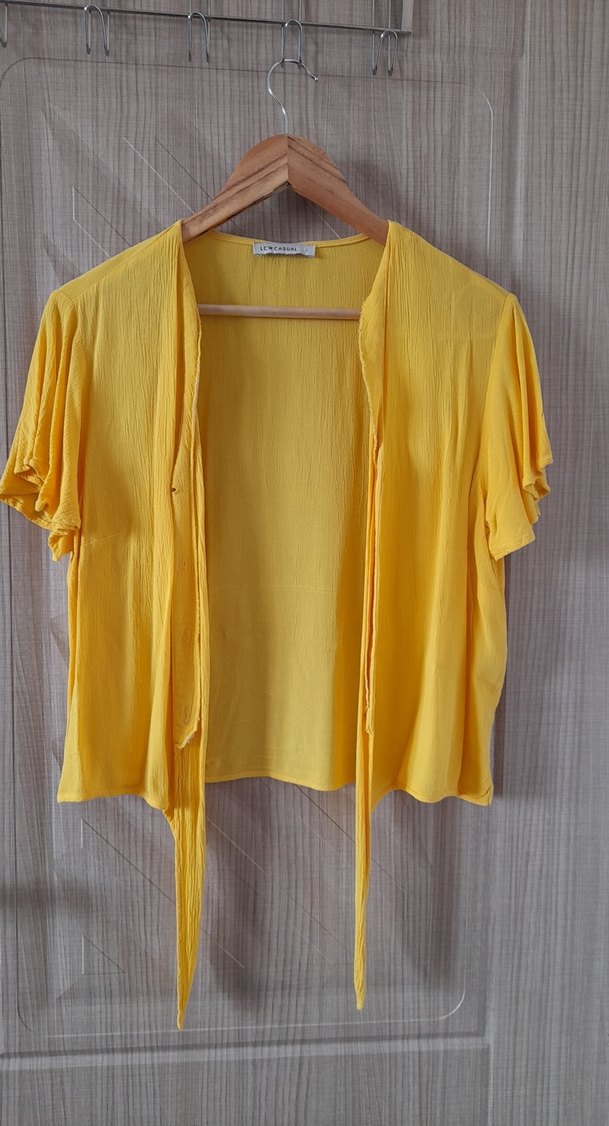 Sarı V Yakalı Keten Bluz - Görsel 3